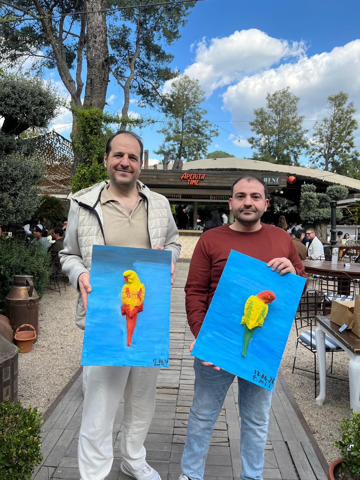 PAPAĞANLI TUVAL